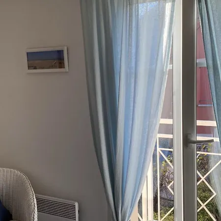 Avec Jardin A Deux Pas Du Port - - Fr-1-487-279